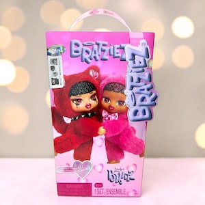 Authentic Bratz Bratziez Blind Box Plush Keychain, Cute Doll Bag Charm Collectible Gift