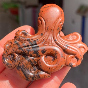 Natural Red obsidian ,quartz crystal,hand carved,Crystal Octopus,Octopus skull,Crystal Gifts 1pc
