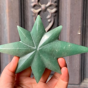 5.5&#39;&#39;+ Natural Aventurine ,quartz crystal,hand carved,crystal North Star,North Star skull,Home Decoration Crystal Gifts 1pc