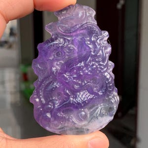 2.5&quot; Natural fluorite quartz,quartz crystal,hand carved,Crystal dragon specimen,fluorite quartz dragon,Home Decoration