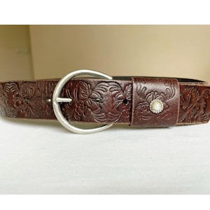 Esprit Brown Floral Tooled Vintage Leather belt Made in Germany, 80-90cm/ 31-35&quot;