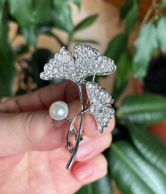 Silver Ginkgo Biloba Brooch, Elegant Ginkgo Leaf Pin