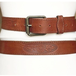 70s Western Vintage Brown Tooled Leather belt, 27-33&quot;/ 70-85cm