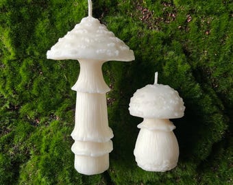 Handmade Beeswax Mushroom Candle – Natural Eco Friendly Candle for Cottagecore and Forest Home Decor