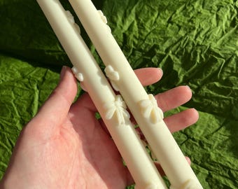 Spitse kaarsen van witte bijenwas (set van 2): handgemaakte dinerkaarsen