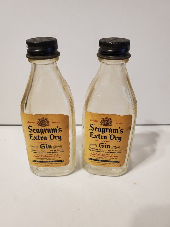 Seagram's Extra Dry Gin Salt and Pepper Shakers Etsy