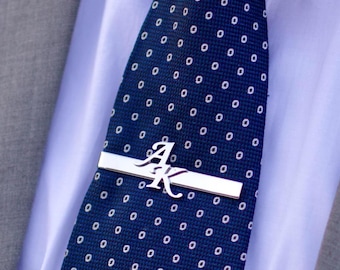 Personalisierte Krawattenklammer mit Initialen: Edelstahl Trauzeuge Geschenk