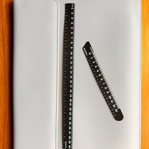 Righello da 13 cm e 31 cm in fibra di carbonio - Strumento di misurazione leggero e durevole per la precisione - Perfetto per l'artigianato e l'uso scolastico