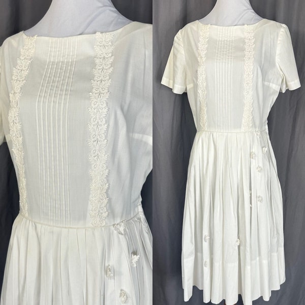 Vintage 50s 60s White Full Skirt  Day Dress w Metal Zipper  M