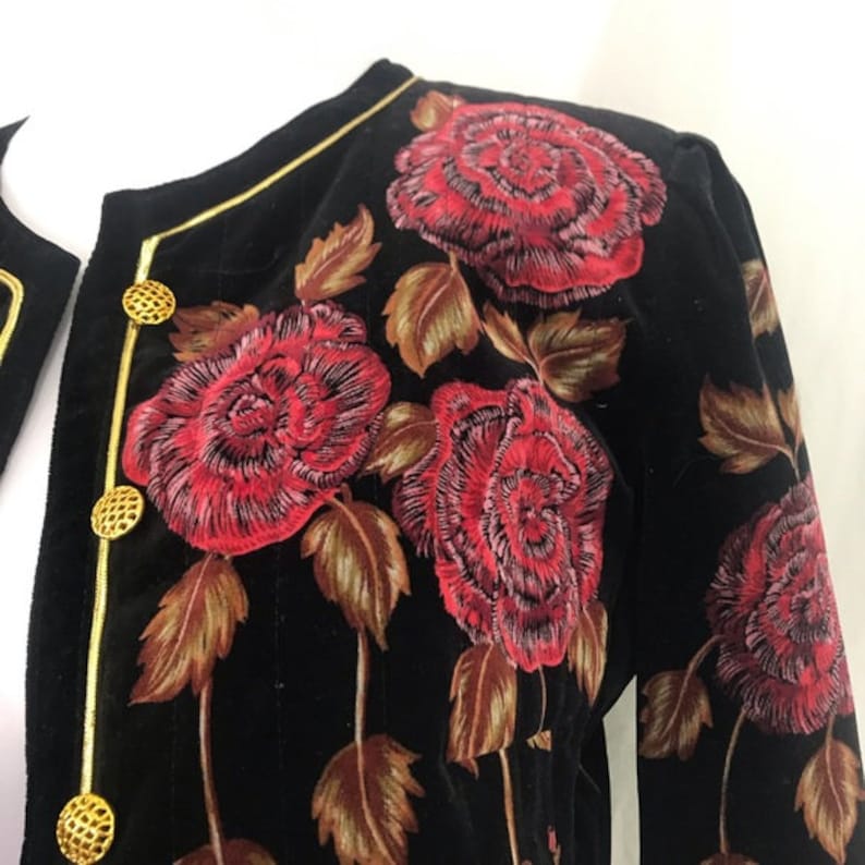 Vintage 1980s Saxon Hall Black Velvet Floral Blazer M