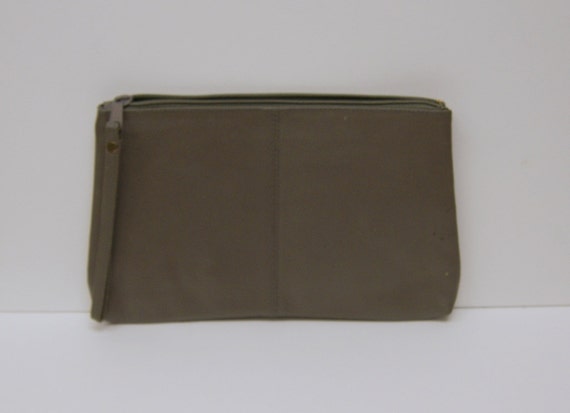 Vintage 1980s Gray Leather Clutch with Wrist Strap - image 3