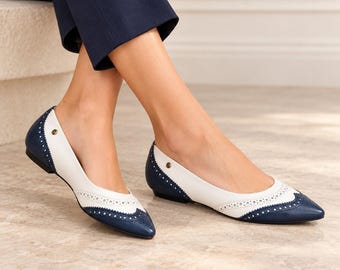 Vintage Etienne Aigner Navy White Spectator Leather Flats  7.5
