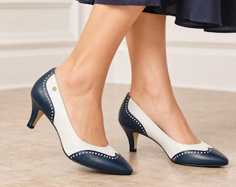 Etienne Aigner Simone Navy White Spectator Pumps Heels 7.5 Vintage