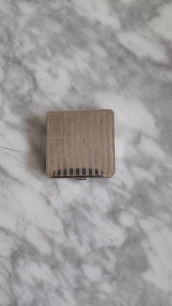 COTY Paris Compact Mirror - image 4