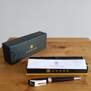 Immaculate Cross Bailey Lacquer Rollerball Pen 2002 in Original Packaging with Instructions