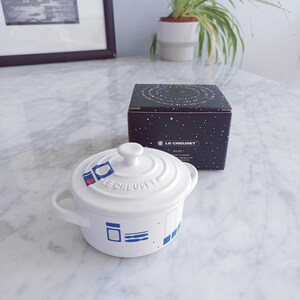 Le Creuset Star Wars R2-D2 Mini Cocotte z pokrywką i oryginalnym pudełkiem Disney Stoneware Rzadki przedmiot kolekcjonerski