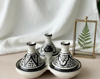 Tarros de cerámica hechos a mano con tapa para especias, decoración de cocina marroquí.