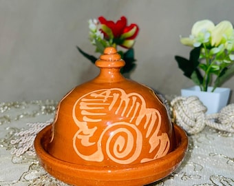 Mini tagine marroquí, cuenco para salsas y especiero.