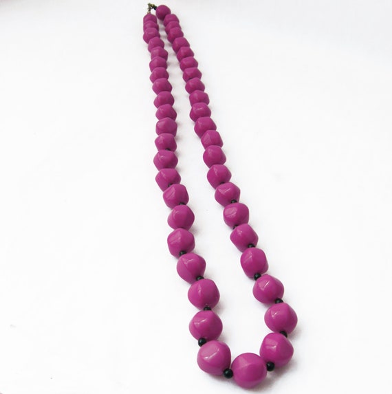 Dark Pink Purple Vintage Necklace, Lavender Beade… - image 2