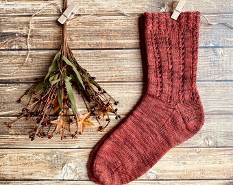 KNITTING PATTERN - Twisted Sock, Knit Sock Pattern, Sock Pattern, Knitted Sock