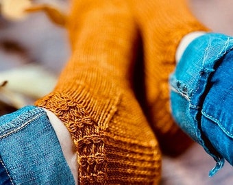 KNITTING PATTERN - The Carly Socks Knitting Pattern, Knit Sock Pattern, Sock Pattern, Knitted Sock, Cuff Down Sock Pattern, Friend Gift