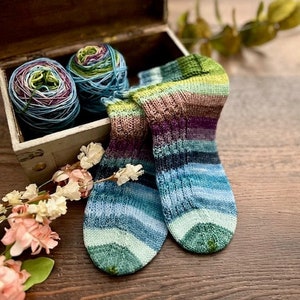 KNITTING PATTERN - The Dixie Socks Knitting Pattern, Knit Sock Pattern, Sock Pattern, Knitted Sock, Cuff Down Sock Pattern, Friend Gift