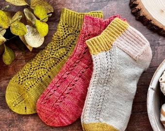 KNITTING PATTERN - Simple Lace Sock Set, Shortie Socks Knitting Pattern, Sock Pattern, Cuff Down Sock, Shortie Sock, Easy Lace Sock