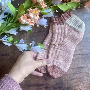 KNITTING PATTERN - Oh Hello, Shortie Socks Knitting Pattern, Knit Sock Pattern, Knitted Sock, Cuff Down Sock Pattern, Friend Gift