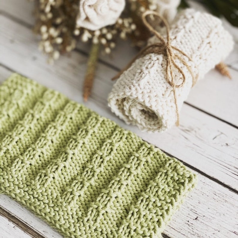 KNITTING PATTERN Barbed Wire Fence Dishcloth, Knit Dishcloth Pattern, Knitted Dishcloth Pattern, Knit Washcloth Pattern image 1