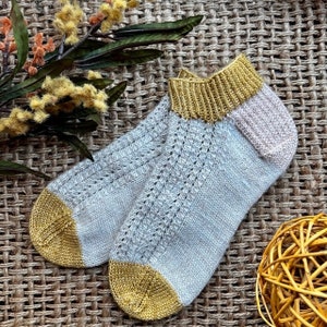 KNITTING PATTERN - The Raya Socks Knitting Pattern, Knit Sock Pattern, Sock Pattern, Knitted Sock, Cuff Down Sock Pattern, Friend Gift