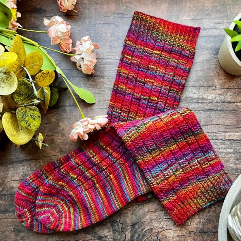 KNITTING PATTERN - Crazy Summer Sock, Knit Sock Pattern, Sock Pattern, Knitted Sock, Sock Tutorial, Knit Sock Pattern image 4