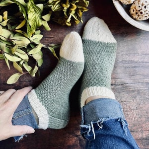 KNITTING PATTERN The Laurel Socks Knitting Pattern, Knit Sock Pattern, Sock Pattern, Knitted Sock, Cuff Down Sock Pattern, Friend Gift image 1