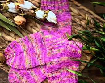 KNITTING PATTERN - Debs Basic Vanilla Sock Tutorial Knitting Pattern, Knit Sock Pattern, Beginner Sock Pattern, Easy Knit Socks, Sock Recipe