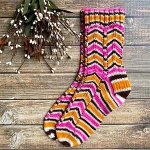 KNITTING PATTERN My Chevy Sock, Knit Sock Pattern, Sock Pattern, Knitted Sock, Sock Tutorial, Sock Knitting Pattern, Self Striping Sock image 4