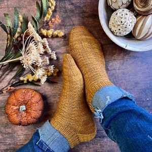 KNITTING PATTERN - The Harper Socks Knitting Pattern, Knit Sock Pattern, Sock Pattern, Knitted Sock, Cuff Down Sock Pattern, Friend Gift