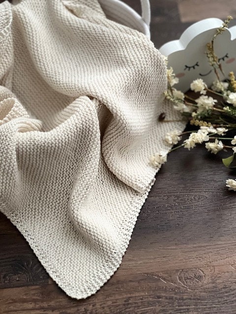 Stockinette stitch baby blanket sale