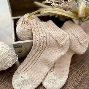 KNITTING PATTERN - Aurora Socks Knitting Pattern, Sock Pattern, Knitted Sock, Cuff Down Sock Pattern, Knitting Accessory