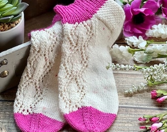 KNITTING PATTERN - Cake Pop Socks Knitting Pattern, Sock Pattern, Knitted Sock, Cuff Down Sock Pattern, Friend Gift, Knitted Sock Pattern