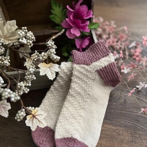 KNITTING PATTERN - The Incline Socks Knitting Pattern, Sock Pattern, Knitted Sock, Cuff Down Sock Pattern, Knitting Accessory