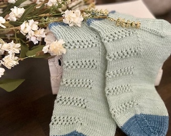 Modèle de tricot - modèle de tricot de chaussettes Florence, modèle de chaussettes, chaussette tricotée, modèle de chaussettes avec revers, accessoire de tricot