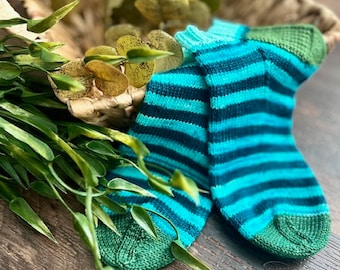 KNITTING PATTERN - Classic Striped Socks Knitting Pattern, Sock Pattern, Knitted Sock, Cuff Down Sock Pattern, Knitting Accessory