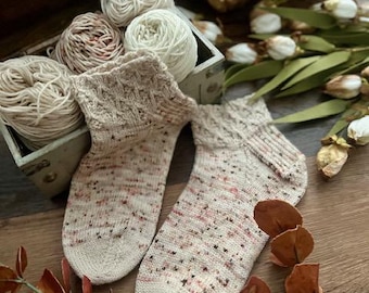 PATRÓN DE TEJIDO - Patrón de tejido para calcetines Francesca, calcetines texturizados, tejido desde el puño hacia abajo, patrón de calcetines fácil