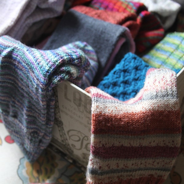 KNITTING PATTERN - Basic Sock Tutorial Knitting Pattern, Knit Sock Pattern, Beginner Sock Pattern, Easy Knit Socks, Sock Recipe