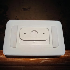 Ubiquiti Unifi USW Lite 16 & 8 PoE Ubiquiti USW Lite 8 PoE Wall mount