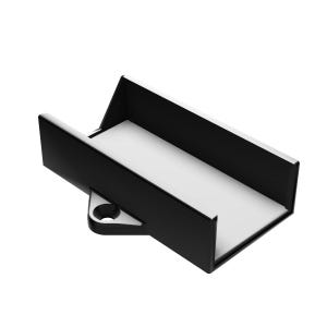 Può includere: Custodia in plastica nera con interno bianco. La custodia ha un piccolo anello sul lato.