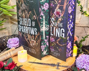 Schild der Spatzen und Riten der Starenbücher - Custom Hand Sprayed Edges Fantasy Novel