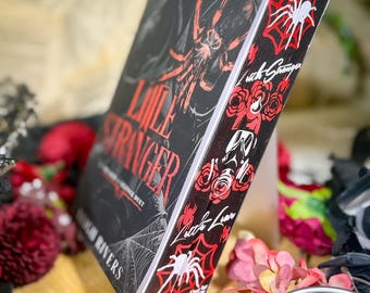 Little Stranger Little Liar – handbesprühte Buchkanten mit 3D-Druck
