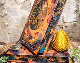 Of Blood and Fire von Rayan Cahill Hardcover Custom Hand gesprühte Kanten | Fantasie-Bücher