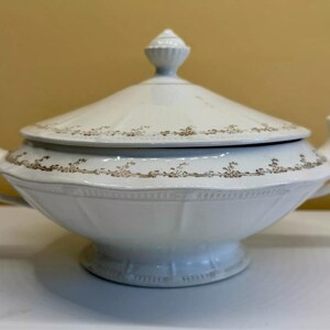 Crooksville China Covered Serving Bowl With Flowers