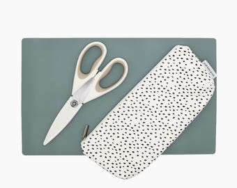 Restaurant Essentials Kit - Dots